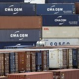 Les tensions géopolitiques et l'accroissement des incertitudes vont contrarier le commerce extérieur, a averti l'OCDE dans son étude.